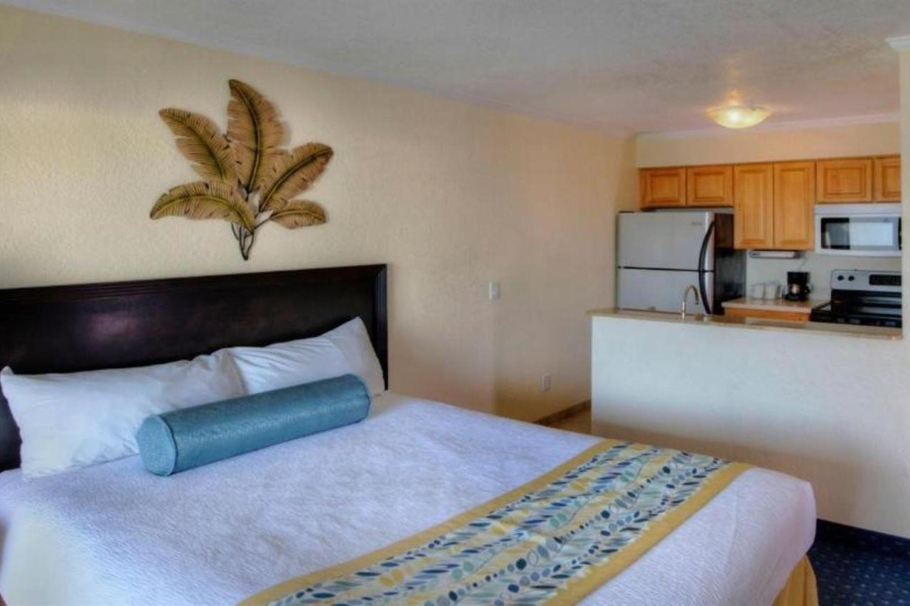 Sailport Waterfront Suites Tampa Exterior photo